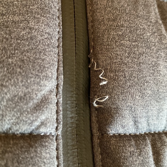 Save the Duck Vest - Picture 5 of 7